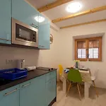 Giro Apartament